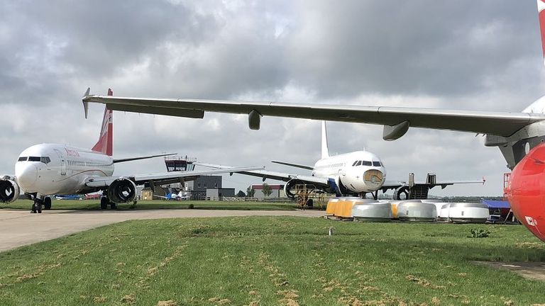 Les avions stockés à l'aéroport de Cotswold alors que les compagnies aériennes recherchent des options de stockage bon marché