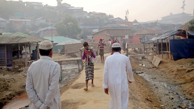 Réfugiés dans le camp de Balukhali à Cox & # 39; s Bazar, Bangladesh. Fichier photo