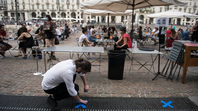 TURIN, ITALIE - 23 mars: au cours de la campagne d'Italie sur les événements publics et les voyages pour arrêter la propagation du coronavirus le 23 mars 2020 à Turin, en Italie. (Photo par Stefano Guidi / Getty Images)
