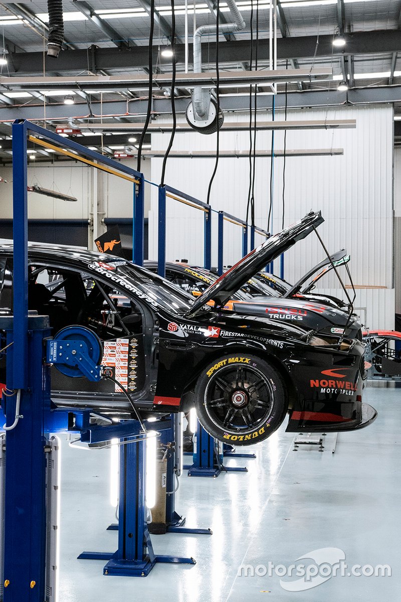 Atelier amélioré de Tickford Racing
