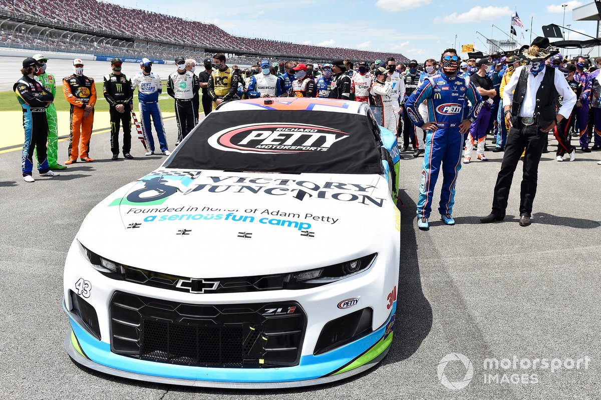 Darrell Wallace Jr., Richard Petty Motorsports, Chevrolet Camaro Victory Junction et Richard Petty