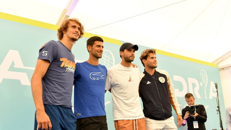 BELGRADE, SERBIE - 12 juin: (BILD ZEITUNG OUT) Alexander Zverev, Novak Djokovic, Grigor Dimitrov, Dominic Thiem sont vus lors de l'Adria Tour Tennis le 12 juin 2020 à Belgrade, en Serbie.  (Photo par TF-Images / Getty Images)