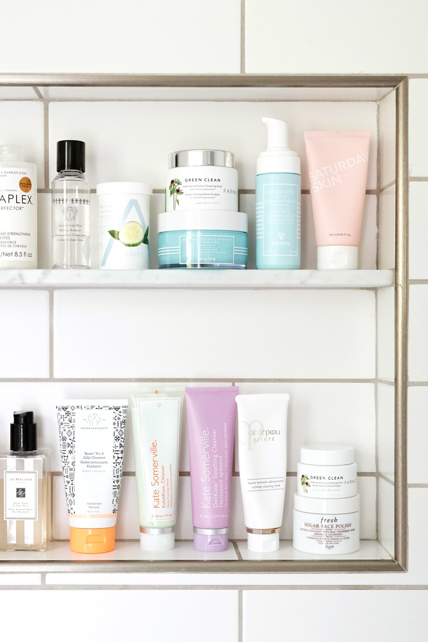 Les meilleurs démaquillants et nettoyants pour le visage