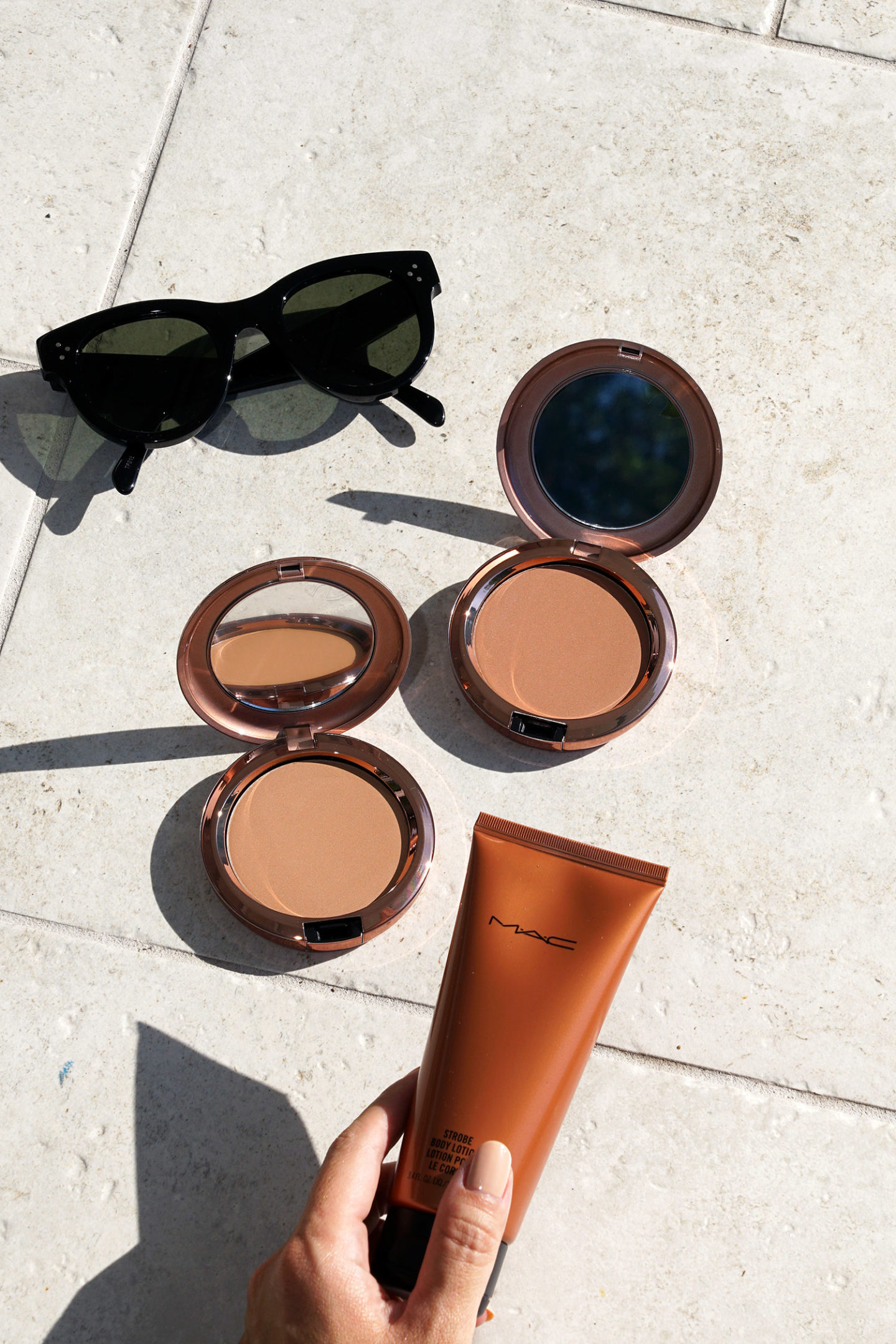 MAC Summer Bronzing Beiging Beauty, Totally Taupeless et Bronzelite
