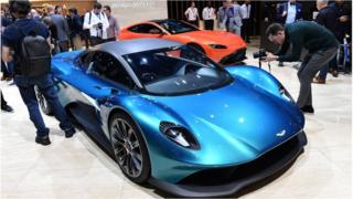Aston Martin dévoile sa dernière voiture au 89ème Geneva International Motor en 2019.