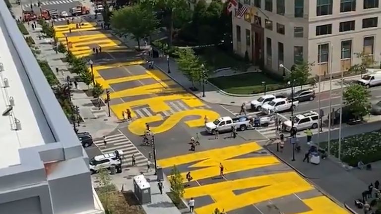 Les vies noires comptent dans la rue de Washington D.C.
