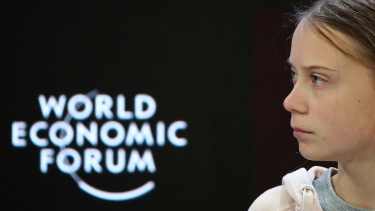Greta Thunberg a répliqué aux chefs d'entreprise et aux dirigeants politiques lors de son discours à Davos, affirmant que des mesures insuffisantes étaient prises.