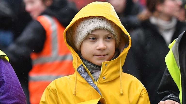 L'écologiste suédoise Greta Thunberg rejoint les manifestants à Bristol