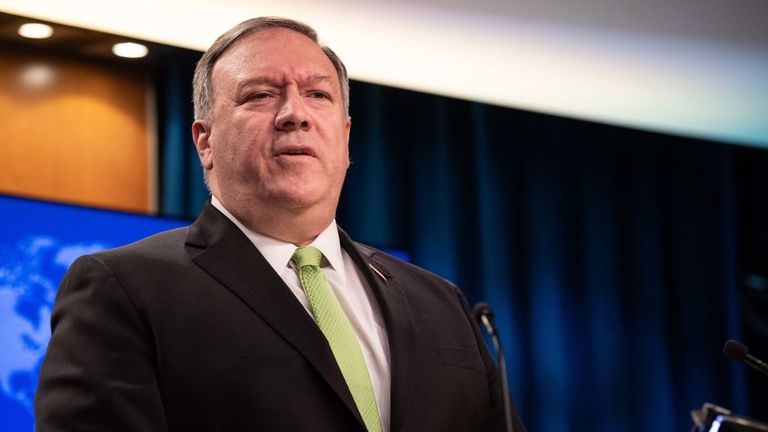 Le secrétaire d'État américain Mike Pompeo parle à la presse au Département d'État de Washington, DC, le 20 mai 2020. (Photo de NICHOLAS KAMM / POOL / AFP) (Photo de NICHOLAS KAMM / POOL / AFP via Getty Images)
