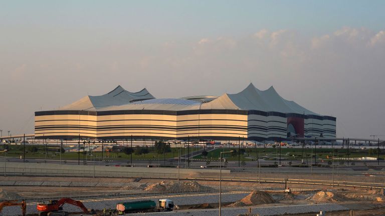 Le stade Al Bayt est en construction pour la Coupe du monde à Doha
