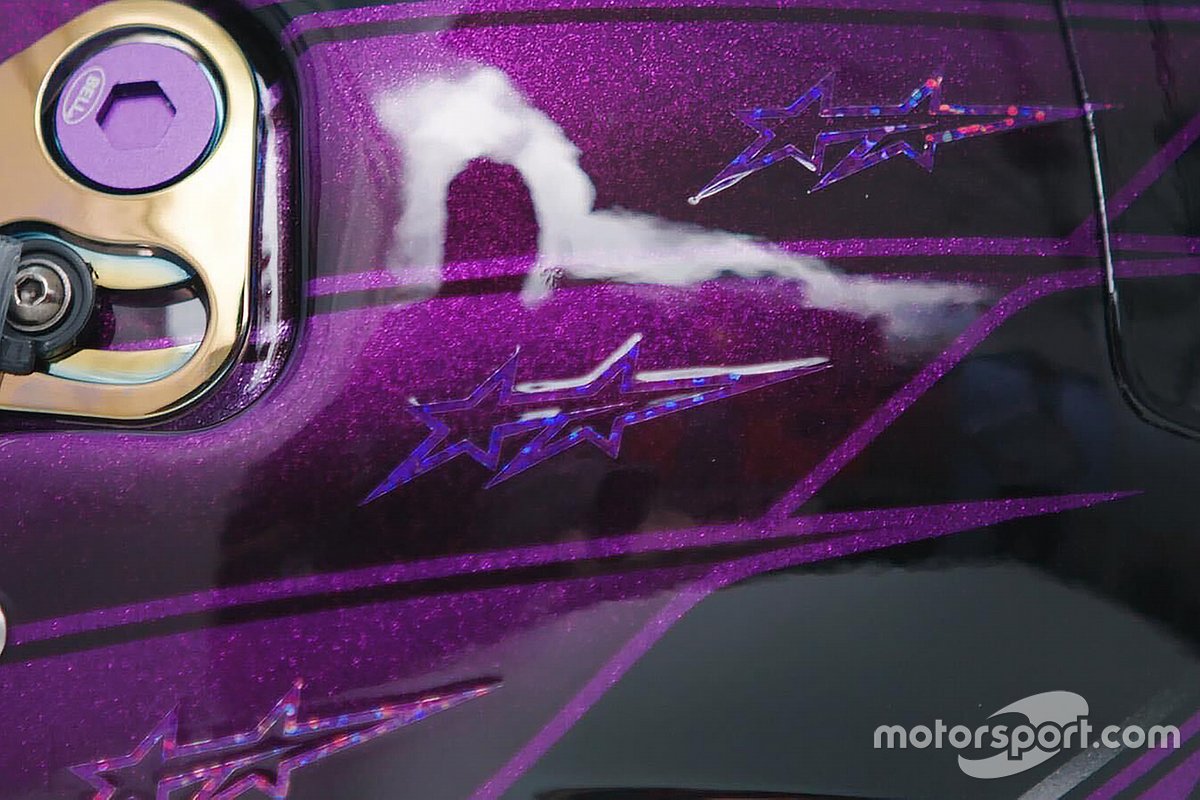 Lewis Hamilton, détail du casque Mercedes AMG F1