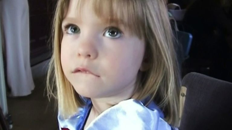 Madeleine McCann a disparu à Praia da Luz, Portugal en mai 2007