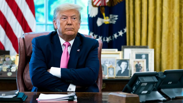 Le président Donald Trump dans le bureau ovale de la Maison Blanche