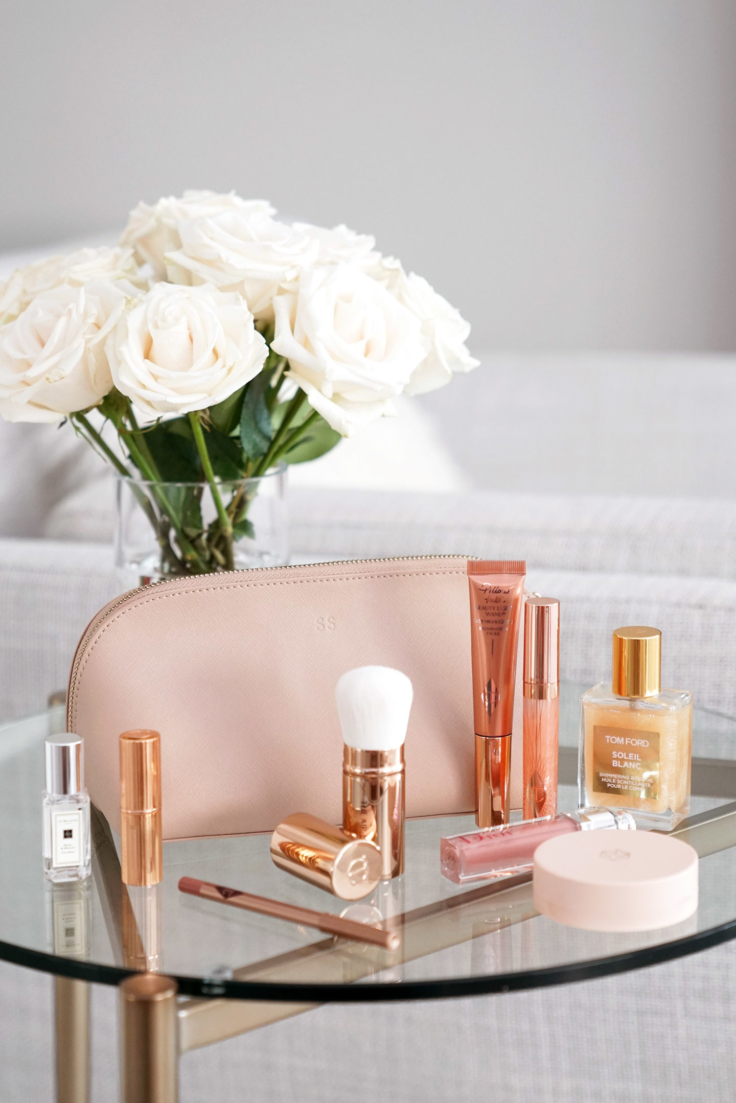 Grand sac à cosmétiques TDE The Daily Edited Taupe |  Le Look Book Beauté