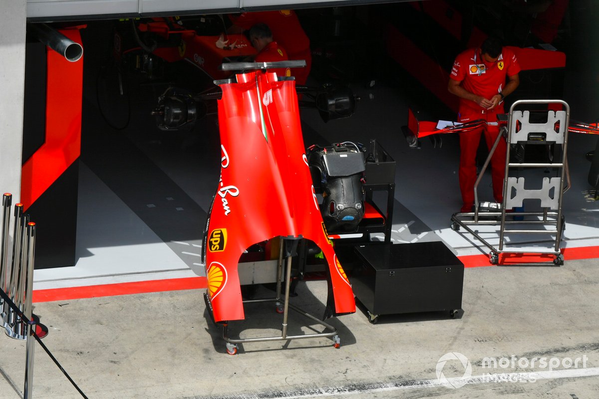 Cache moteur de Ferrari SF1000 