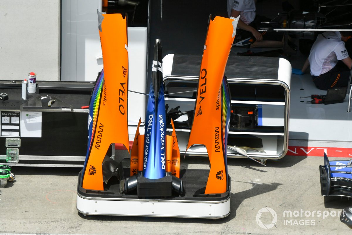 Capot moteur de McLaren MCL35 