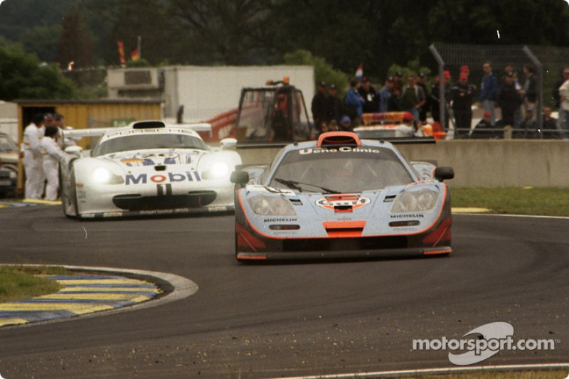 # 39 Gulf Team Davidoff McLaren F1 GTR BMW: Ray Bellm, Andrew Gilbert-Scott, Masanori Sekiya