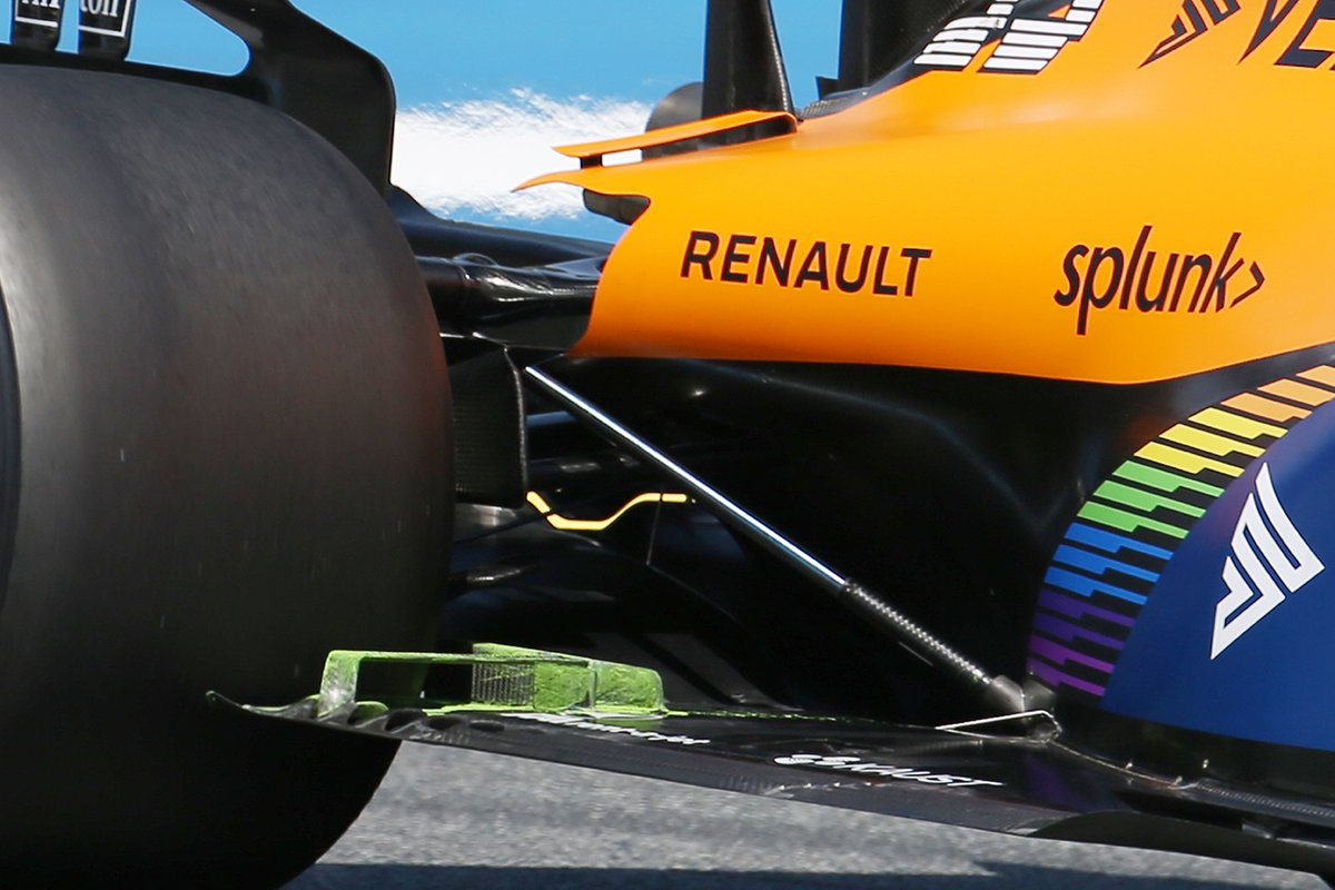Détail du plancher de la McLaren MCL35