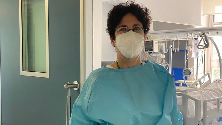 Le Dr Emanuela Catenacci est neurochirurgien à l'hôpital de Crémone 