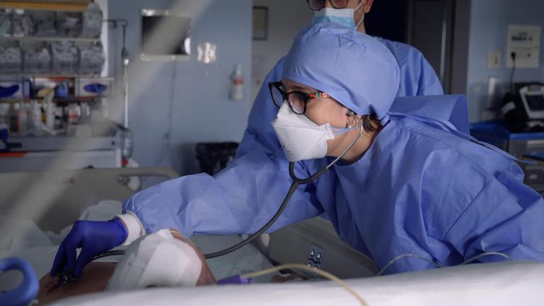 Les taux d'infection ont diminué, mais l'Italie constate les effets à long terme du COVID-19 sur les survivants