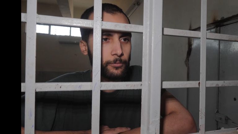 Ishak Mostefaoui a été interviewé par Sky News en novembre de l'année dernière, détenu en prison depuis mars 2019.
