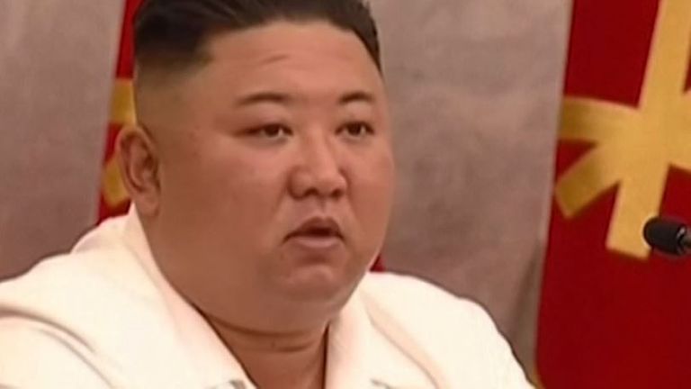 Kim Jong Un préside une réunion à Pyongyang