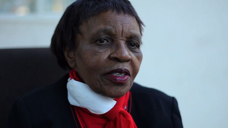 Monica Mukotsanjera, la mère de Rutendo Mukotsanjera, employée du NHS du Staffordshire, du Zimbabwe, décédée des suites d'un coronavirus