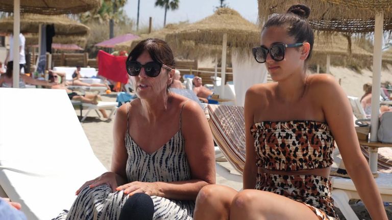 Lynda et Georgia se disent `` ennuyées '' par la décision soudaine
