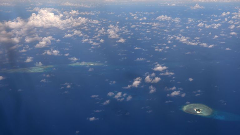 Une vue aérienne des îles Spratly contestées dans la mer de Chine méridionale