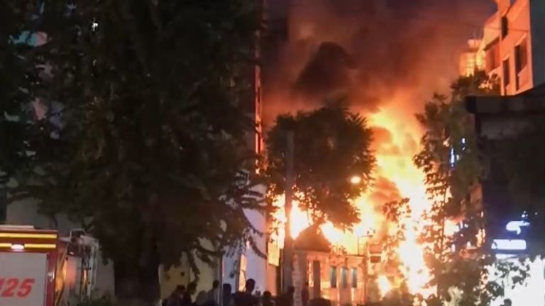 Dix-neuf personnes sont décédées le 30 juin après une explosion à la clinique Sina Athar de Téhéran