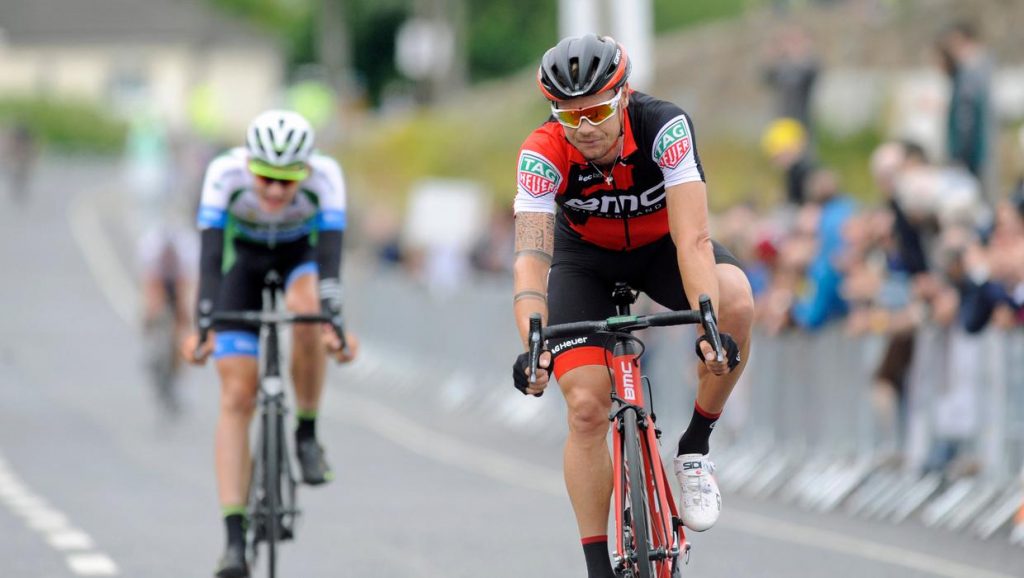 «  Il ne s’agissait jamais simplement de dire ‘Oh j’ai mal aux jambes’ ‘- Roche explique les secrets du succès du journal du Tour