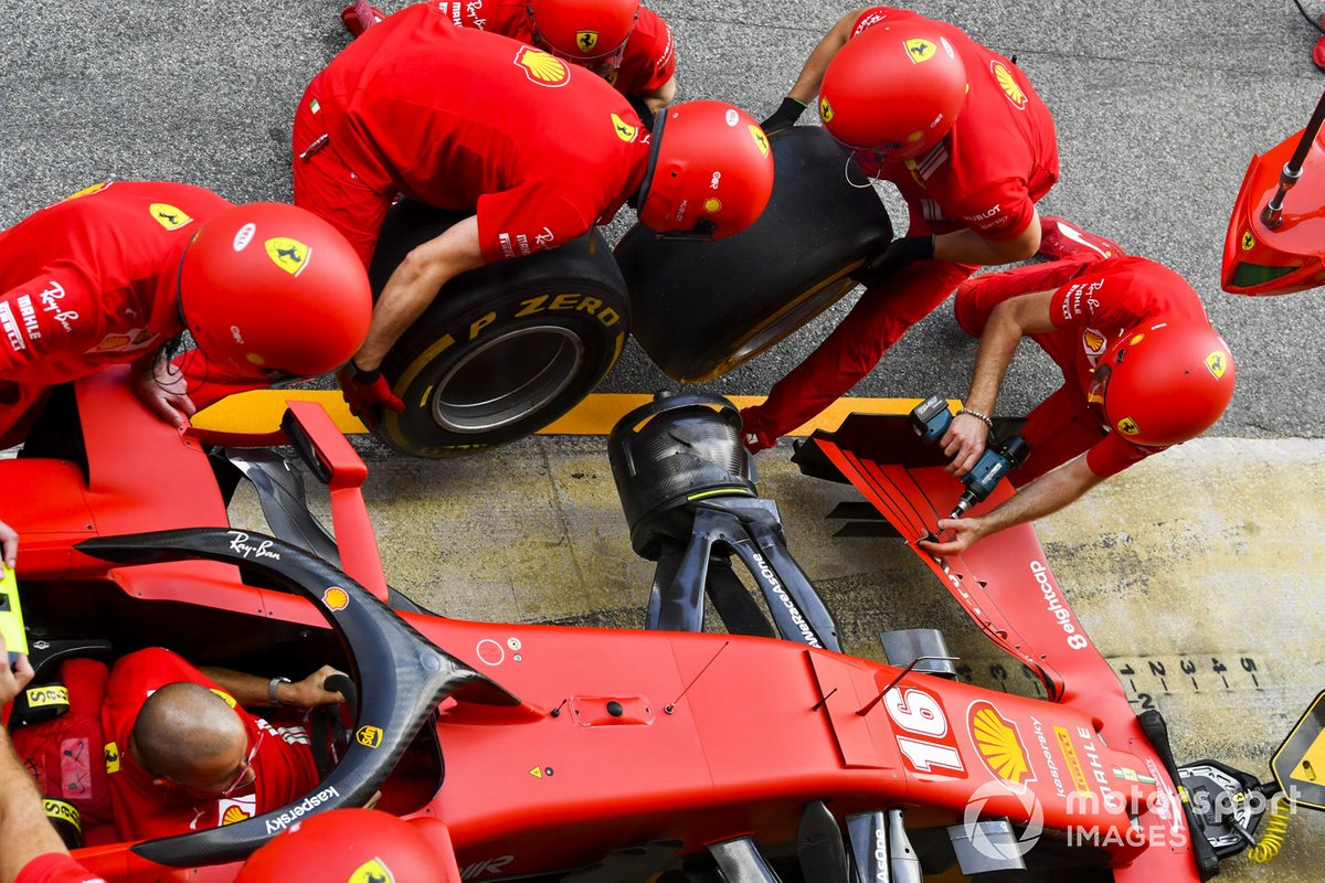 Entraînement au stand Ferrari