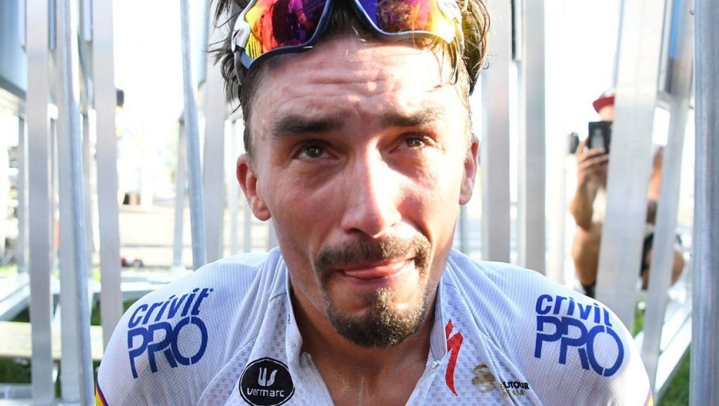 Alaphilippe prend le jaune – mais insiste sur le fait qu’il ne roule pas pour la gloire globale