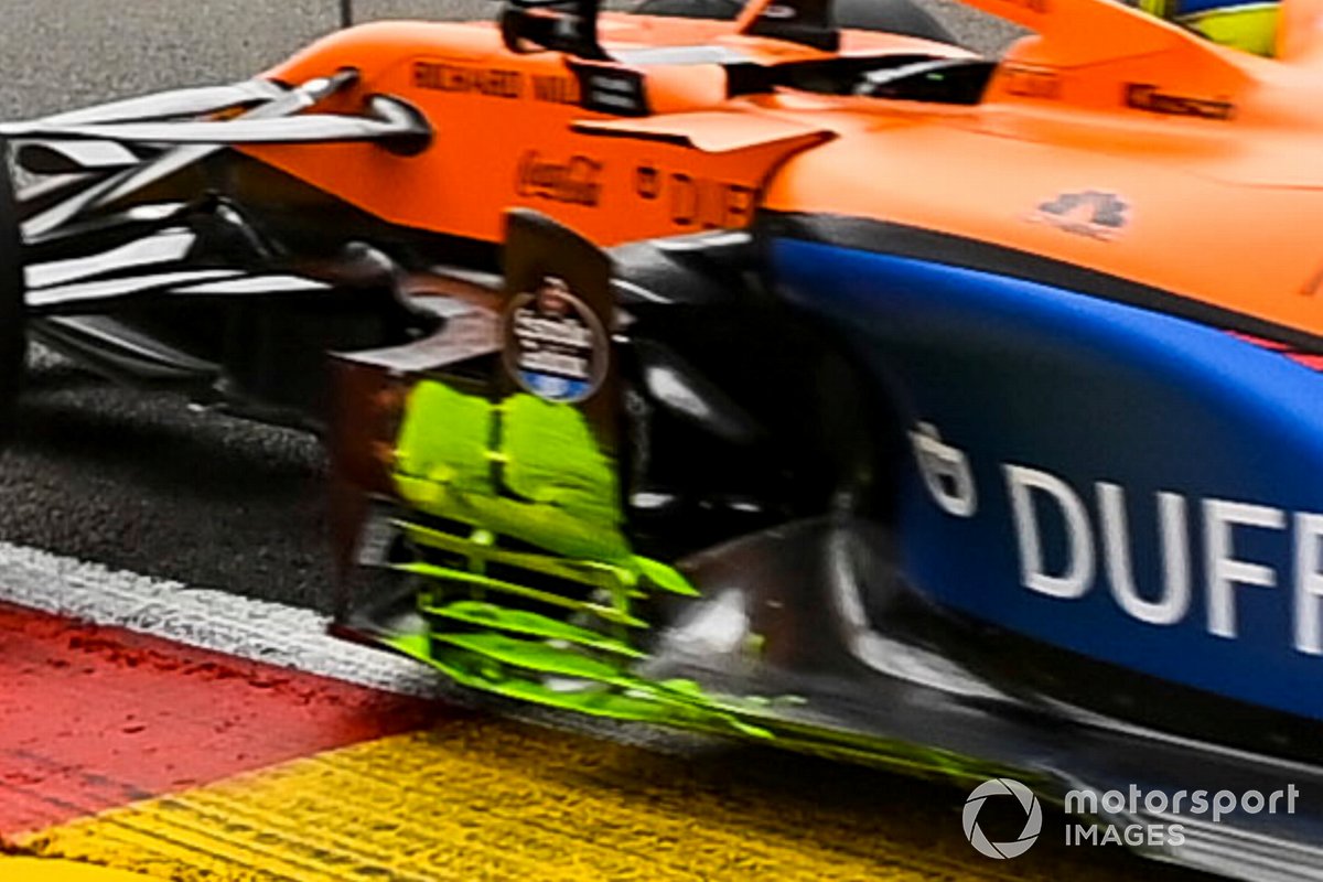 Détail des déflecteurs McLaren MCL35