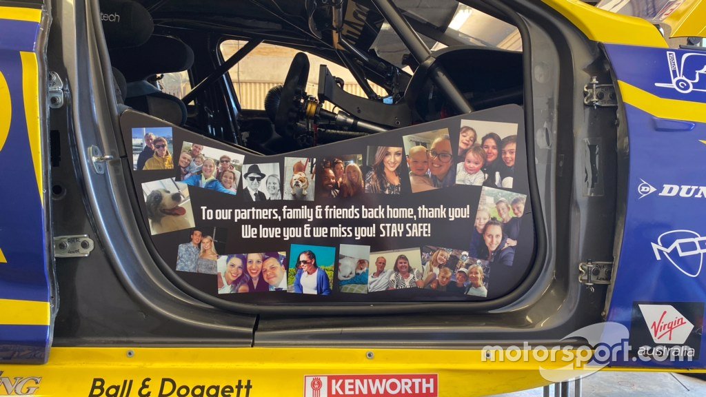 Photos de famille dans la voiture de Mark Winterbottom