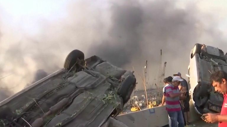 L'explosion de Beyrouth a renversé des voitures après