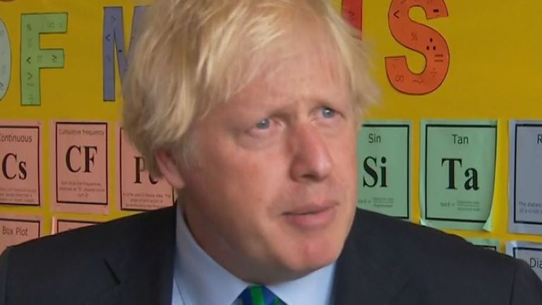 Boris Johnson dit que les responsables de `` l'empoisonnement '' d'Alexei Navalny doivent être traduits en justice