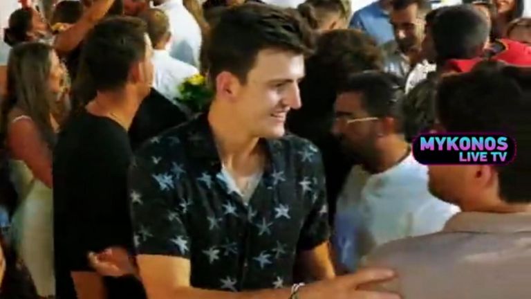 Harry Maguire à Mykonos plus tôt dans la semaine 