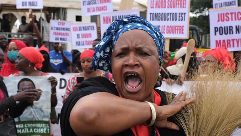 Les manifestations réclamant la démission du président malien Ibrahim Boubacar Keita ont débordé à Bamako