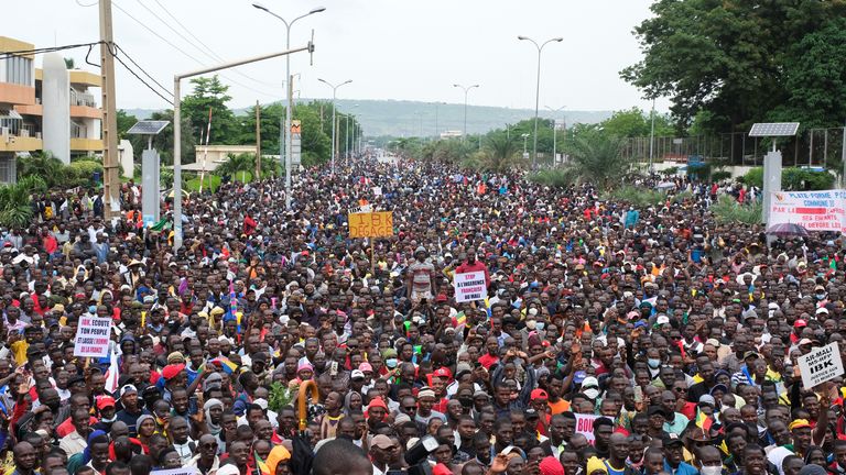 Les Maliens ont appelé à l'éviction du président Keita