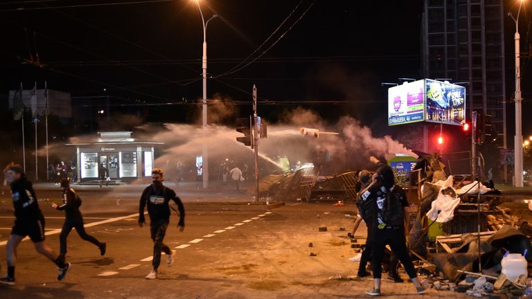 Un homme est mort lors des manifestations à Minsk