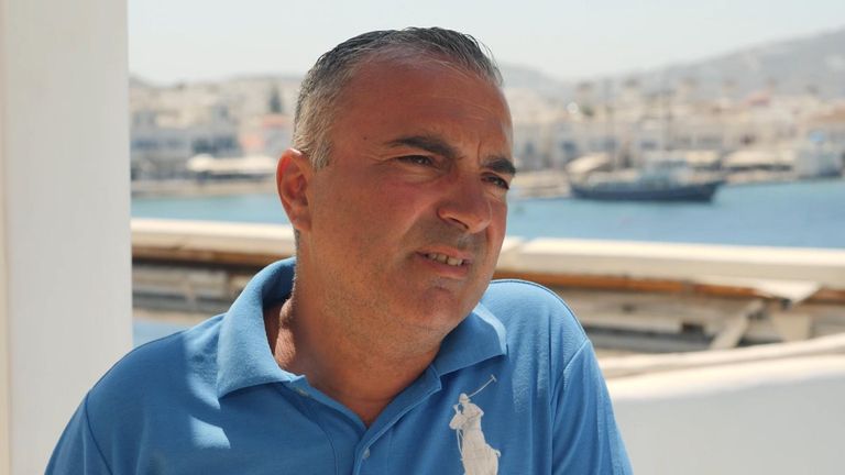 Peter Nazo, caméraman pour MYKONOS TV LIVE