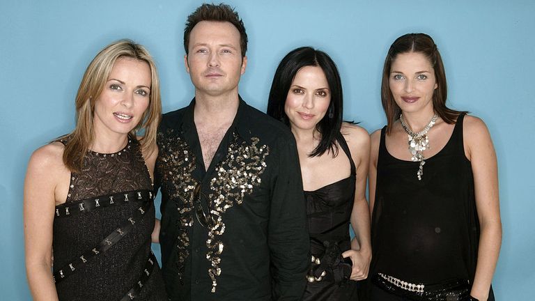 Les Corr étaient grands dans les années 1990 (LR): Caroline, Jim, Andrea et Sharon