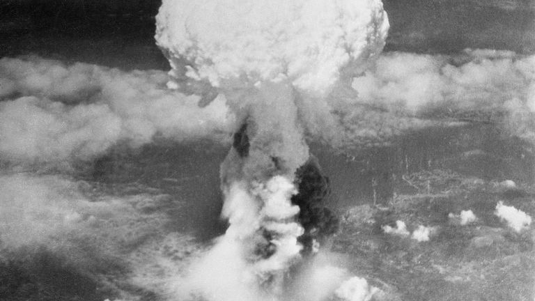 Les États-Unis ont largué une bombe atomique sur Hiroshima, au Japon, le 6 août 1945