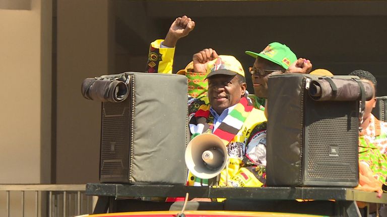 Le président Emmerson Mnangagwa a pris le pouvoir en 2017