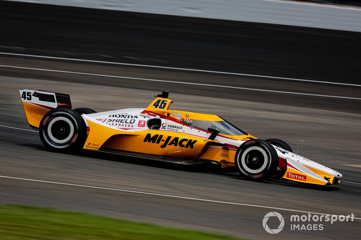 Pigot semblait destiné à au moins rejoindre son coéquipier Graham Rahal sur le podium du GP Indy en juillet. 