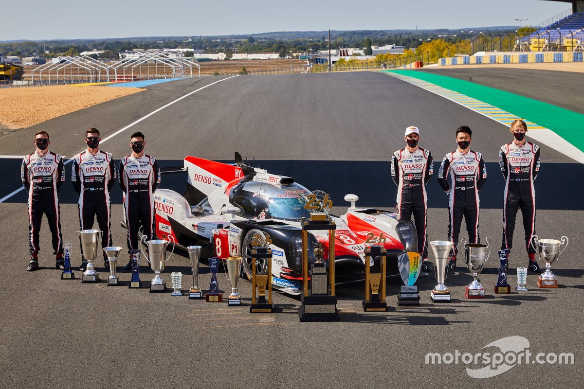 # 8 Toyota Gazoo Racing Toyota TS050 avec Mike Conway, Kamui Kobayashi, Jose Maria Lopez et Sébastien Buemi, Kazuki Nakajima, Brendon Hartley