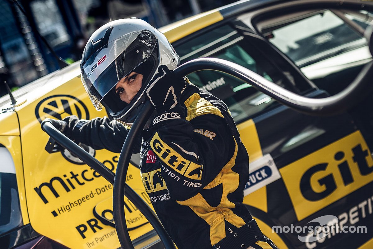 Préparation de l'équipe Giti Tire Motorsport by WS Racing