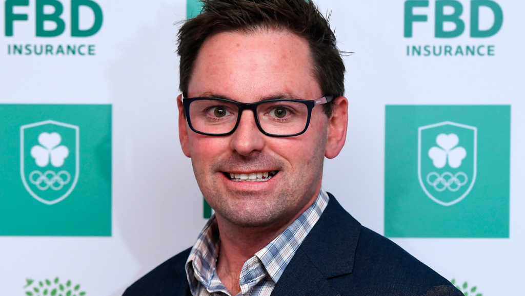 Les politiciens devraient suivre l’exemple de Bennett et enfiler le maillot vert du cyclisme irlandais