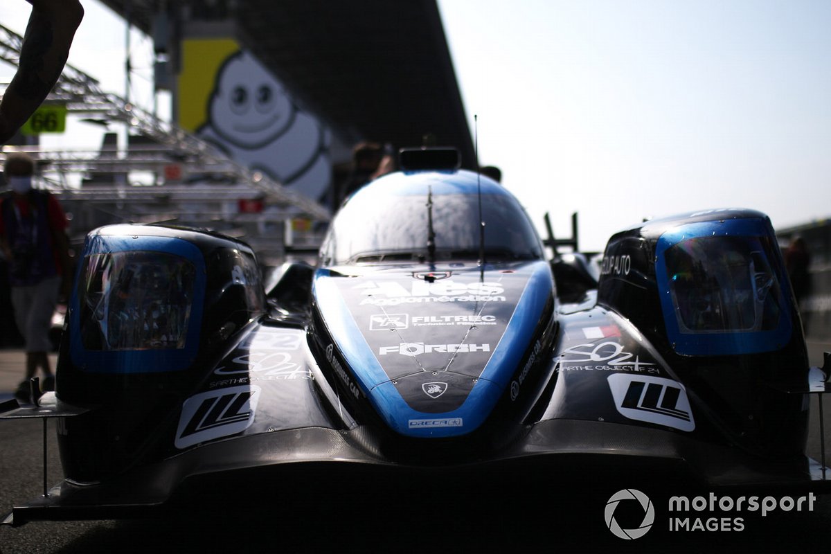 # 30 Duqueine Team Oreca 07 - Gibson: Jonathan Hirschi, Konstantin Tereschenko, Tristan Gommendy